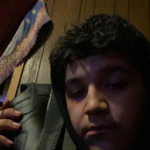 Meet your Posher, Gilbert